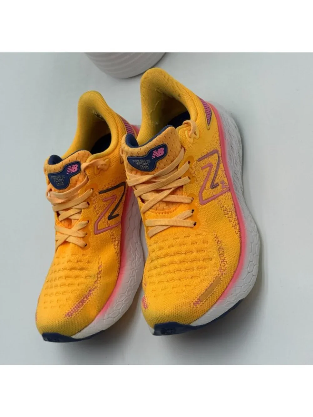New Balance Fresh Foam X 1080v12 W1080M12 Athletic Sneaker Women's 8.5B Yellow